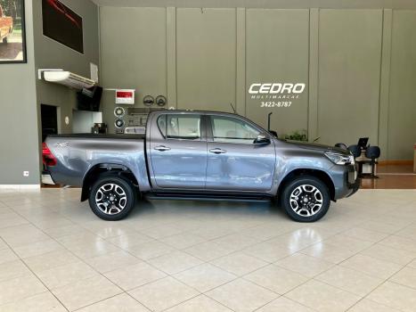 TOYOTA Hilux Caminhonete 2.8 16V SRX 4X4 TURBO DIESEL CABINE DUPLA AUTOMÁTICO, Foto 8