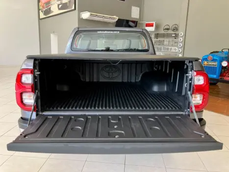 TOYOTA Hilux Caminhonete 2.8 16V SRX 4X4 TURBO DIESEL CABINE DUPLA AUTOMÁTICO, Foto 20