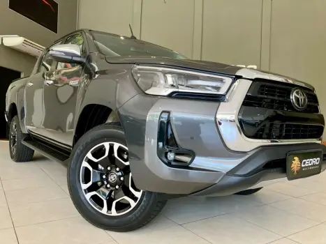 TOYOTA Hilux Caminhonete 2.8 16V SRX 4X4 TURBO DIESEL CABINE DUPLA AUTOMÁTICO, Foto 29