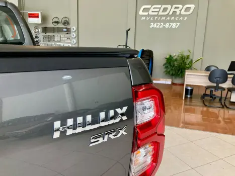 TOYOTA Hilux Caminhonete 2.8 16V SRX 4X4 TURBO DIESEL CABINE DUPLA AUTOMÁTICO, Foto 31