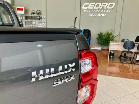 TOYOTA Hilux Caminhonete 2.8 16V SRX 4X4 TURBO DIESEL CABINE DUPLA AUTOMÁTICO, Foto 28