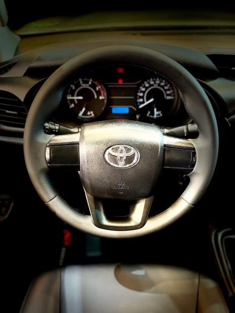 TOYOTA Hilux Caminhonete 2.8 4P 4X4 STD TURBO DIESEL CABINE DUPLA, Foto 7