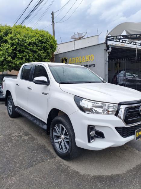 TOYOTA Hilux Caminhonete 3.0 4P 4X4 SRV TURBO DIESEL CABINE DUPLA AUTOMÁTICO, Foto 2