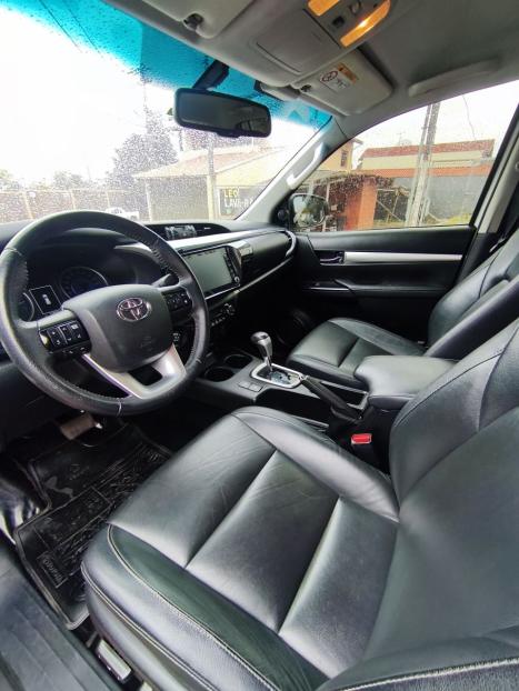 TOYOTA Hilux Caminhonete 3.0 4P 4X4 SRV TURBO DIESEL CABINE DUPLA AUTOMÁTICO, Foto 5