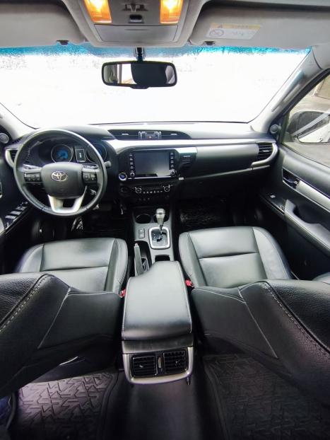 TOYOTA Hilux Caminhonete 3.0 4P 4X4 SRV TURBO DIESEL CABINE DUPLA AUTOMÁTICO, Foto 7
