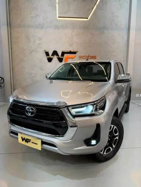TOYOTA Hilux Caminhonete 2.8 16V 4P SRX DIESEL CABINE DUPLA, Foto 1
