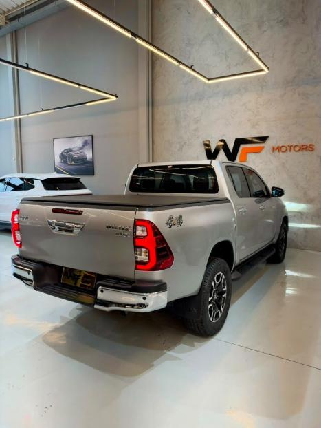 TOYOTA Hilux Caminhonete 2.8 16V 4P SRX DIESEL CABINE DUPLA, Foto 6