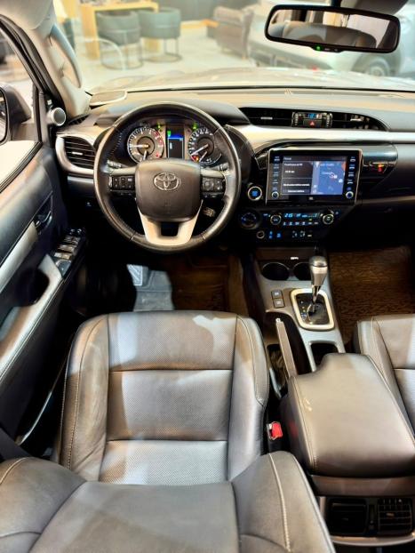 TOYOTA Hilux Caminhonete 2.8 16V 4P SRX DIESEL CABINE DUPLA, Foto 8