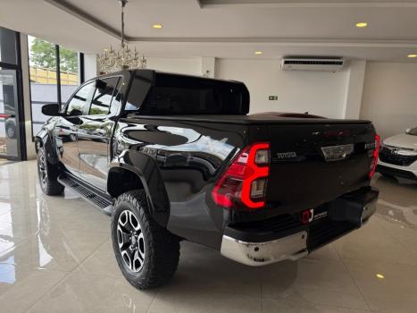 TOYOTA Hilux Caminhonete 2.8 16V SRX PLUS 4X4 TURBO DIESEL CABINE DUPLA AUTOMÁTICO, Foto 3
