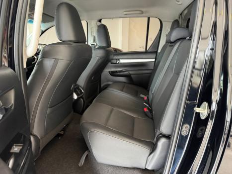 TOYOTA Hilux Caminhonete 2.8 16V SRX PLUS 4X4 TURBO DIESEL CABINE DUPLA AUTOMÁTICO, Foto 7
