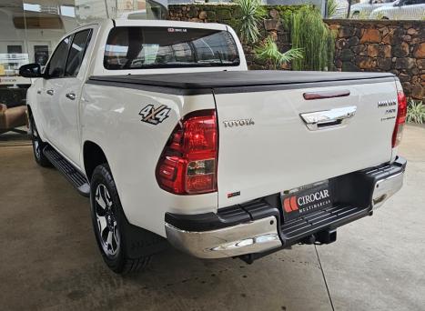 TOYOTA Hilux Caminhonete 2.8 16V SRX 50 ANOS 4X4 TURBO DIESEL CABINE DUPLA AUTOMÁTICO, Foto 5