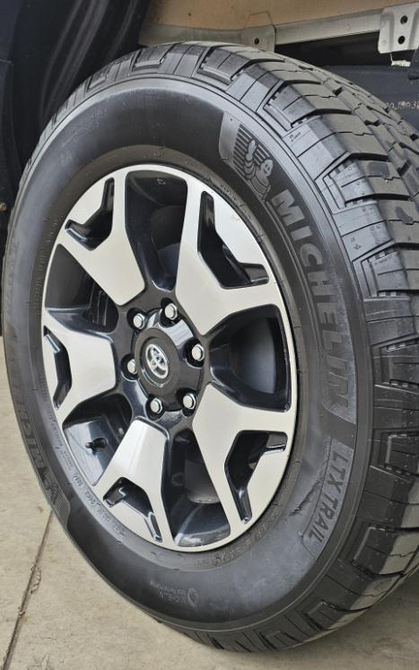 TOYOTA Hilux Caminhonete 2.8 16V SRX 50 ANOS 4X4 TURBO DIESEL CABINE DUPLA AUTOMÁTICO, Foto 9