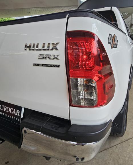 TOYOTA Hilux Caminhonete 2.8 16V SRX 50 ANOS 4X4 TURBO DIESEL CABINE DUPLA AUTOMÁTICO, Foto 10