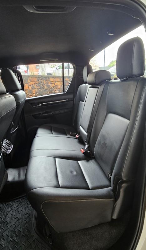 TOYOTA Hilux Caminhonete 2.8 16V SRX 50 ANOS 4X4 TURBO DIESEL CABINE DUPLA AUTOMÁTICO, Foto 11
