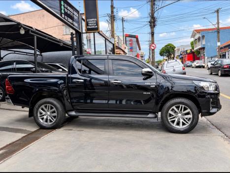 TOYOTA Hilux Caminhonete 2.7 16V 4P SRV FLEX CABINE DUPLA AUTOMÁTICO, Foto 2