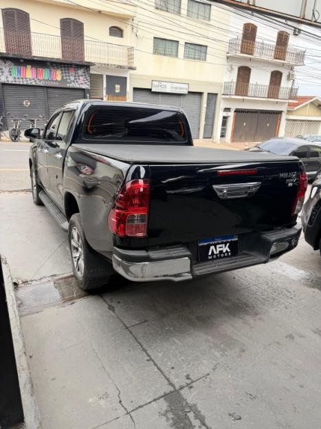 TOYOTA Hilux Caminhonete 2.7 16V 4P SRV FLEX CABINE DUPLA AUTOMÁTICO, Foto 7