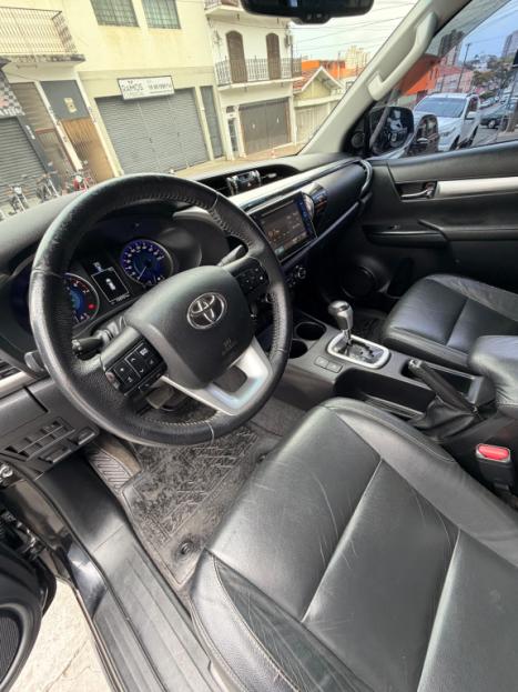 TOYOTA Hilux Caminhonete 2.7 16V 4P SRV FLEX CABINE DUPLA AUTOMÁTICO, Foto 11