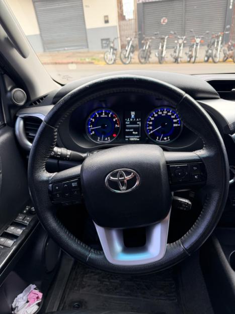 TOYOTA Hilux Caminhonete 2.7 16V 4P SRV FLEX CABINE DUPLA AUTOMÁTICO, Foto 15