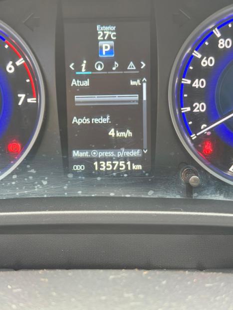 TOYOTA Hilux Caminhonete 2.7 16V 4P SRV FLEX CABINE DUPLA AUTOMÁTICO, Foto 17