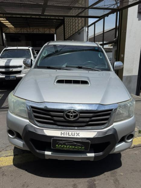 TOYOTA Hilux Caminhonete 3.0 4P 4X4 SRV TURBO DIESEL CABINE DUPLA AUTOMÁTICO, Foto 2