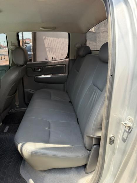 TOYOTA Hilux Caminhonete 3.0 4P 4X4 SRV TURBO DIESEL CABINE DUPLA AUTOMÁTICO, Foto 13