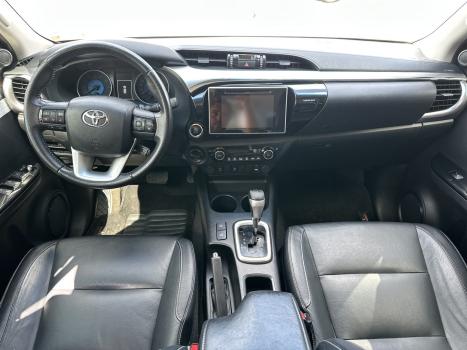 TOYOTA Hilux Caminhonete 2.7 16V 4P SRV FLEX 4X4  CABINE DUPLA AUTOMÁTICO, Foto 7
