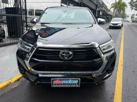 TOYOTA Hilux Caminhonete 2.8 16V SRX 4X4 TURBO DIESEL CABINE DUPLA AUTOMÁTICO, Foto 3