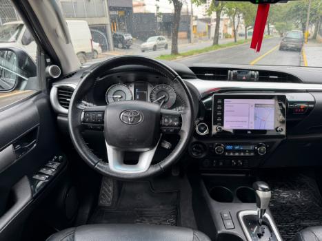 TOYOTA Hilux Caminhonete 2.8 16V SRX 4X4 TURBO DIESEL CABINE DUPLA AUTOMÁTICO, Foto 9