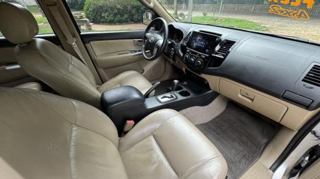 TOYOTA Hilux SW4 2.7 16V 4P SR FLEX AUTOM�TICO, Foto 6