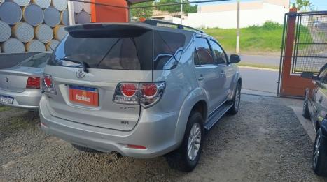 TOYOTA Hilux SW4 2.7 16V 4P SR FLEX AUTOMTICO, Foto 3