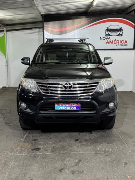 TOYOTA Hilux SW4 2.7 16V 4P FLEX SR 7 LUGARES AUTOMTICO, Foto 2