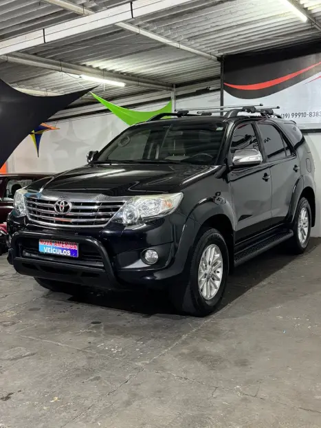 TOYOTA Hilux SW4 2.7 16V 4P FLEX SR 7 LUGARES AUTOMTICO, Foto 3