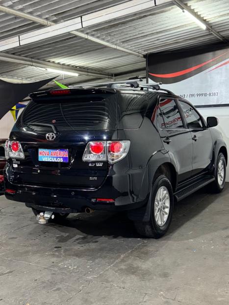 TOYOTA Hilux SW4 2.7 16V 4P FLEX SR 7 LUGARES AUTOMTICO, Foto 6