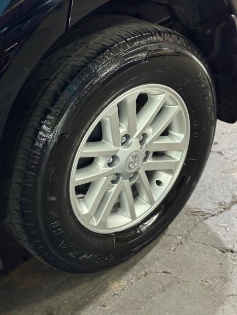 TOYOTA Hilux SW4 2.7 16V 4P FLEX SR 7 LUGARES AUTOMTICO, Foto 11