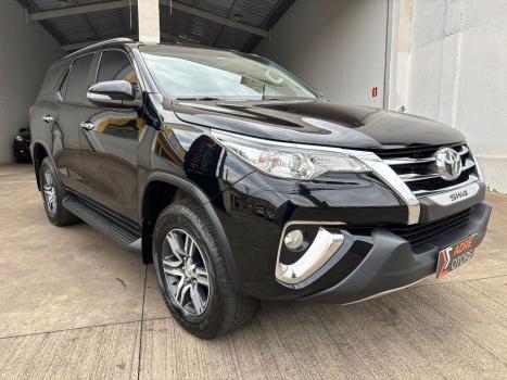 TOYOTA Hilux SW4 2.7 16V 4P SR FLEX AUTOMTICO, Foto 1