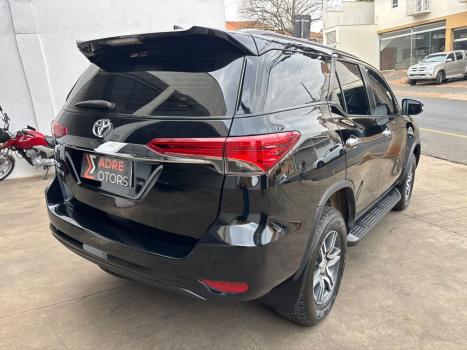 TOYOTA Hilux SW4 2.7 16V 4P SR FLEX AUTOMTICO, Foto 5