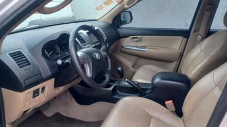 TOYOTA Hilux SW4 2.7 16V 4P SR FLEX AUTOMTICO, Foto 8