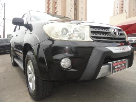 TOYOTA Hilux SW4 2.7 16V 4P FLEX SRV 7 LUGARES AUTOMTICO, Foto 2