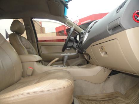 TOYOTA Hilux SW4 2.7 16V 4P FLEX SRV 7 LUGARES AUTOMTICO, Foto 17