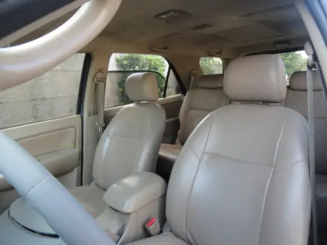 TOYOTA Hilux SW4 2.7 16V 4P FLEX SRV 7 LUGARES AUTOM�TICO, Foto 15