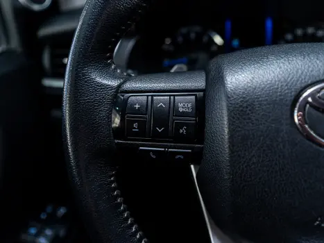 TOYOTA Hilux SW4 2.7 16V 4P FLEX SRV 7 LUGARES AUTOM�TICO, Foto 14