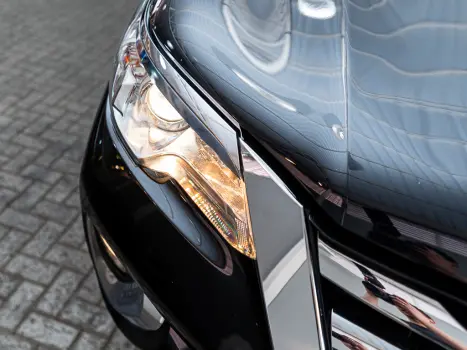 TOYOTA Hilux SW4 2.7 16V 4P FLEX SRV 7 LUGARES AUTOM�TICO, Foto 29