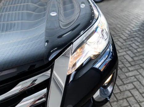 TOYOTA Hilux SW4 2.7 16V 4P FLEX SRV 7 LUGARES AUTOM�TICO, Foto 30