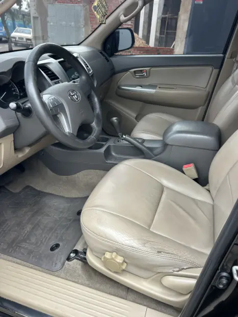 TOYOTA Hilux SW4 2.7 16V 4P SR FLEX AUTOM�TICO, Foto 9