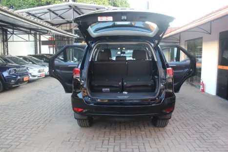 TOYOTA Hilux SW4 2.7 16V 4P FLEX SRV 7 LUGARES AUTOM�TICO, Foto 6