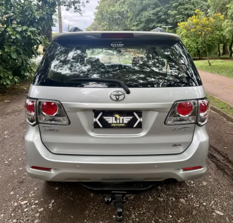 TOYOTA Hilux SW4 2.7 16V 4P SR AUTOM�TICO, Foto 3