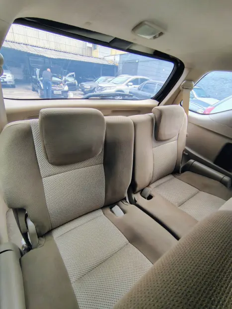 TOYOTA Hilux SW4 2.7 16V 4P FLEX SR 7 LUGARES AUTOM�TICO, Foto 7