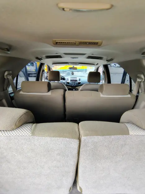 TOYOTA Hilux SW4 2.7 16V 4P FLEX SR 7 LUGARES AUTOM�TICO, Foto 10