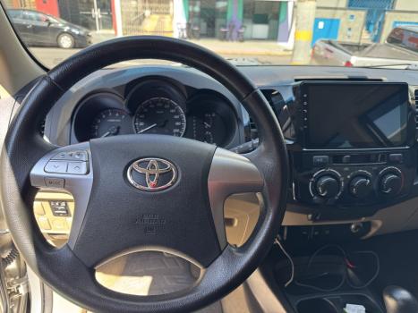 TOYOTA Hilux SW4 2.7 16V 4P FLEX SR 7 LUGARES AUTOM�TICO, Foto 7