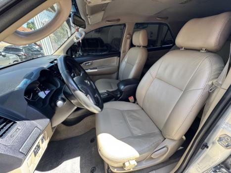 TOYOTA Hilux SW4 2.7 16V 4P FLEX SR 7 LUGARES AUTOM�TICO, Foto 9